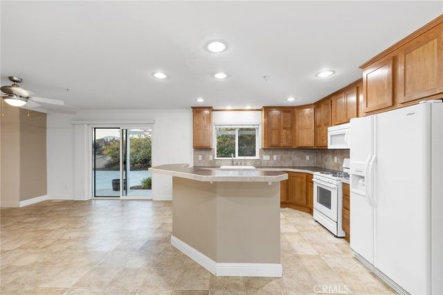 39010 E Benton Road, Temecula, CA 92592