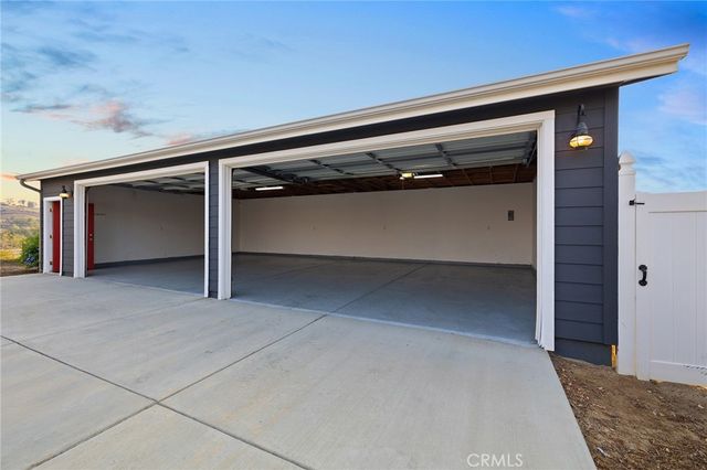 39010 E Benton Road, Temecula, CA 92592