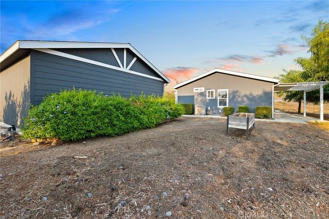 39010 E Benton Road, Temecula, CA 92592