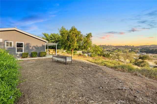 39010 E Benton Road, Temecula, CA 92592