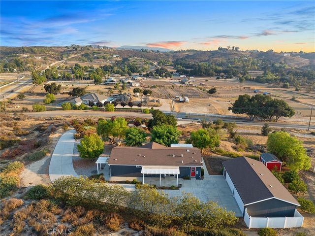 39010 E Benton Road, Temecula, CA 92592