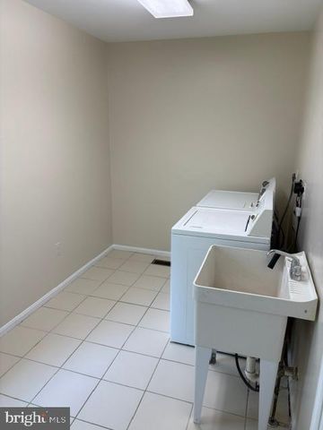 12617 FALCONBRIDGE DR, North Potomac, MD 20878
