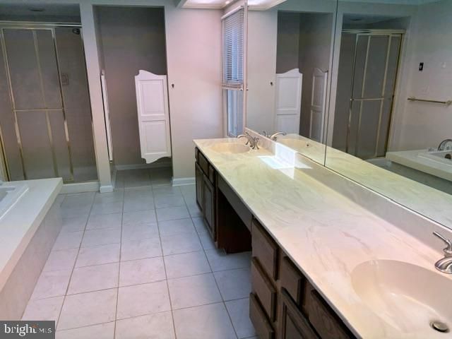 12617 FALCONBRIDGE DR, North Potomac, MD 20878
