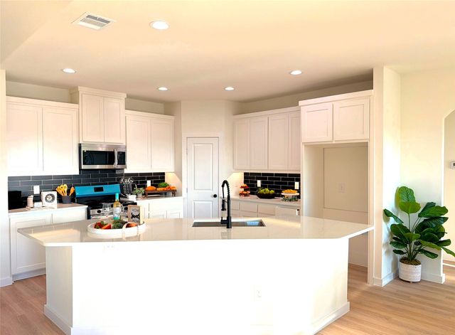 590 Anderson Ranch Road, Waxahachie, TX 75165