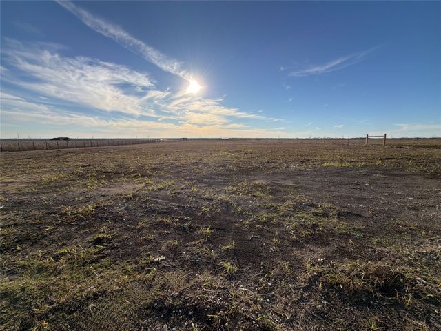 590 Anderson Ranch Road, Waxahachie, TX 75165