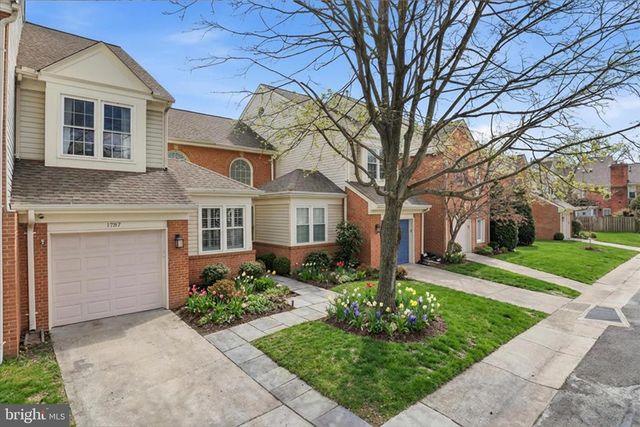 1787 DUFFIELD LN, Alexandria, VA 22307