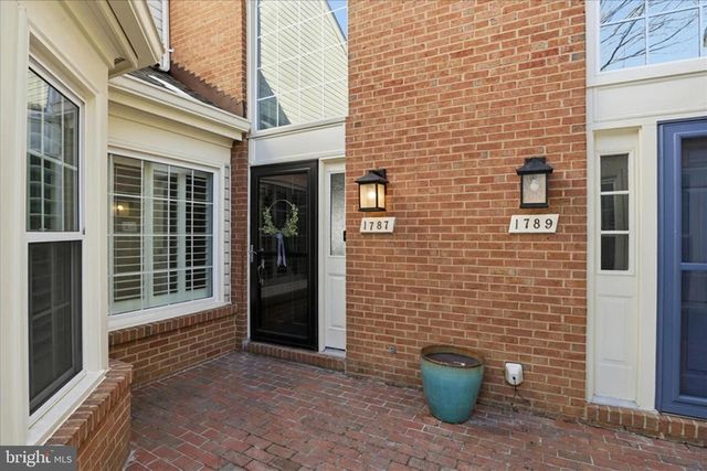 1787 DUFFIELD LN, Alexandria, VA 22307