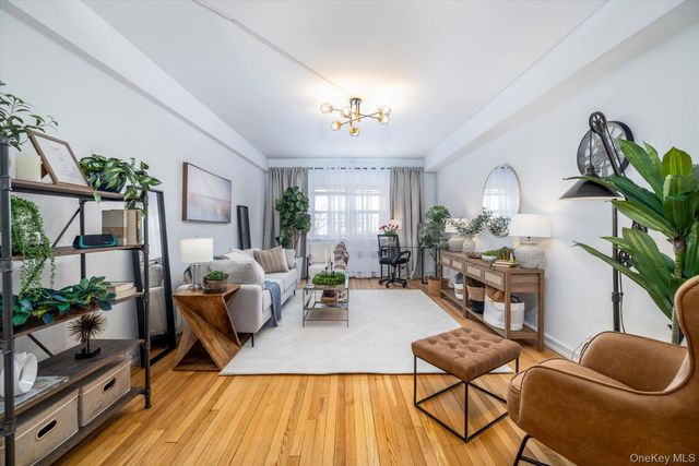 518 Beach 139th Street B6, Belle Harbor, NY 11694