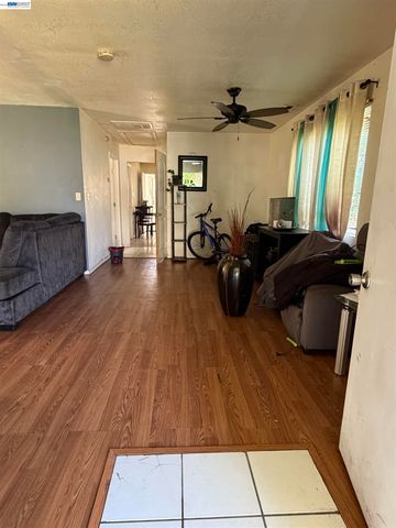 344 Blain Ave, Stockton, CA 95204