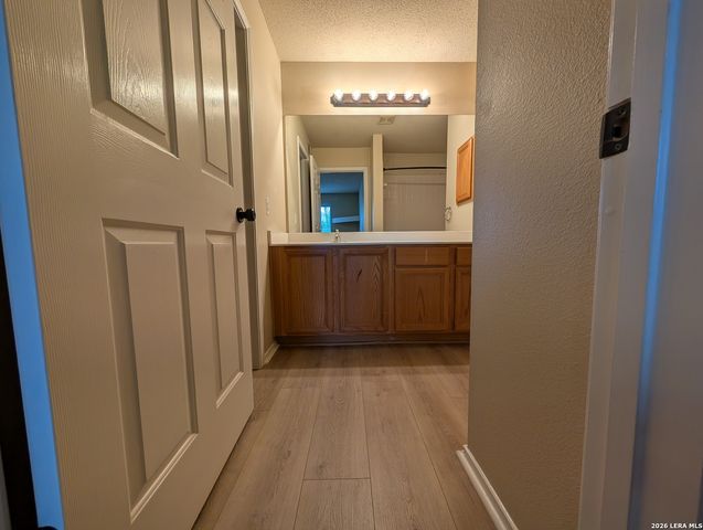 8911 Timber Run, San Antonio, TX 78250