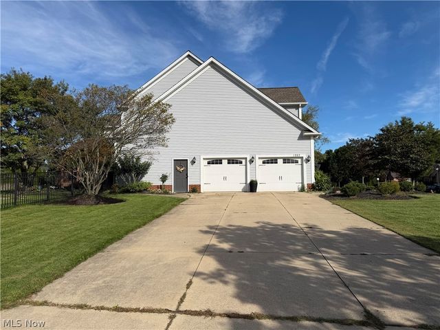 1283 Windward Lane, Kent, OH 44240