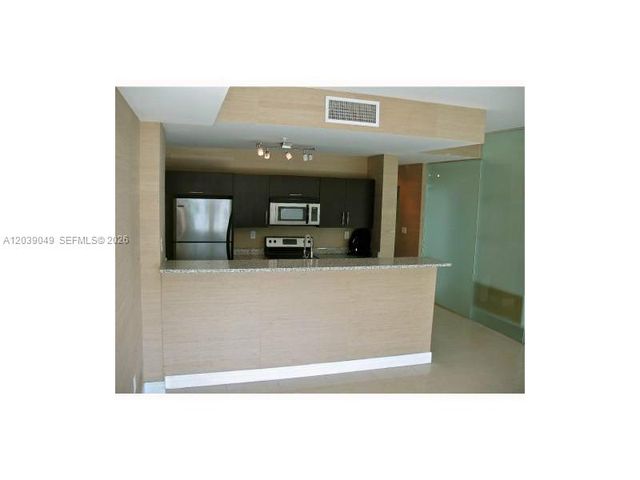 2694 INAGUA AV 403, Coconut Grove, FL 33133