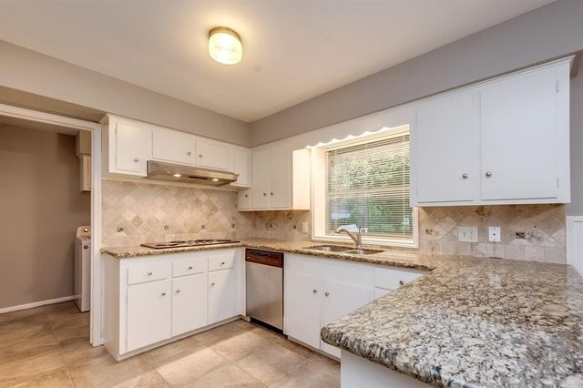 810 Borden Street, Sugar Land, TX 77478