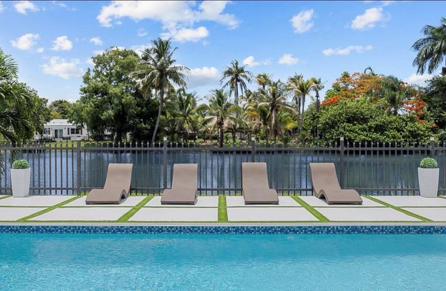 1821 Carissa Road, Lake Clarke Shores, FL 33406