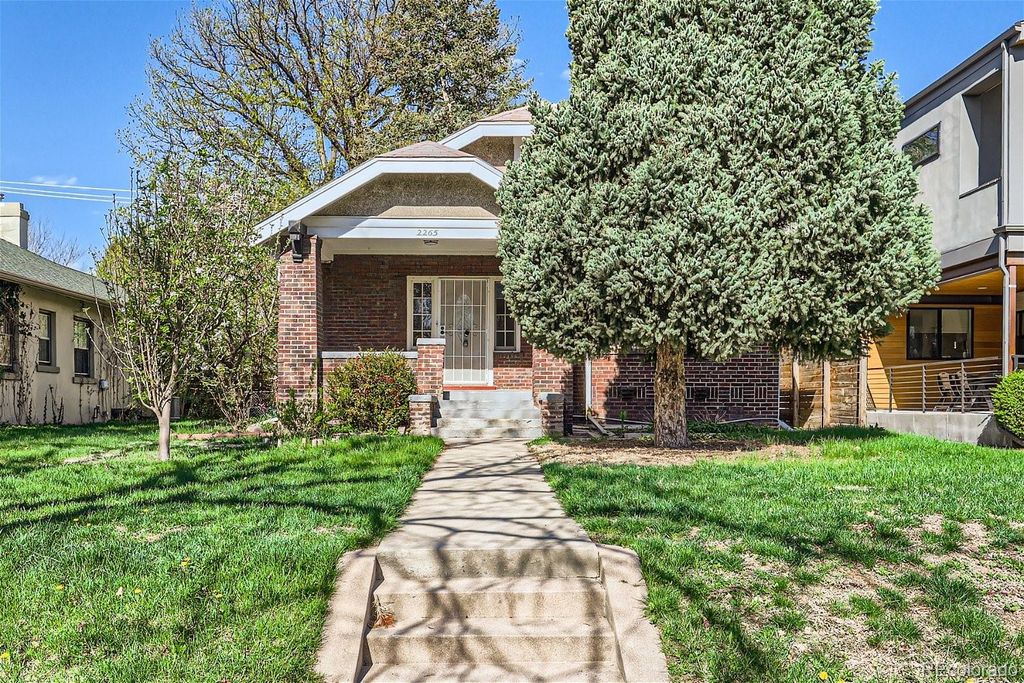 2265 Ivy Street, Denver, CO 80207