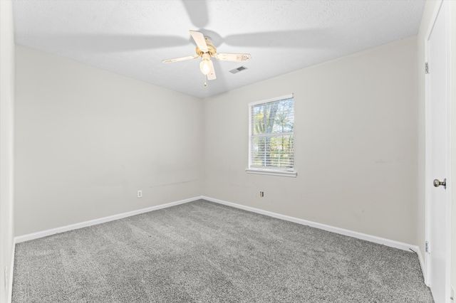 140 New Gritton Ave, Oak Grove, KY 42262