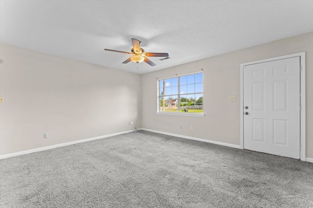 140 New Gritton Ave, Oak Grove, KY 42262