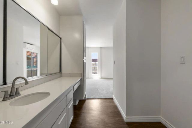 355 S Los Robles Avenue 339, Pasadena, CA 91101
