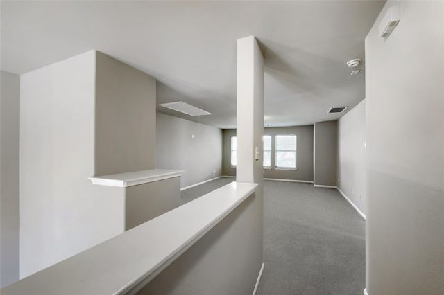 391 Middle CRK, Buda, TX 78610