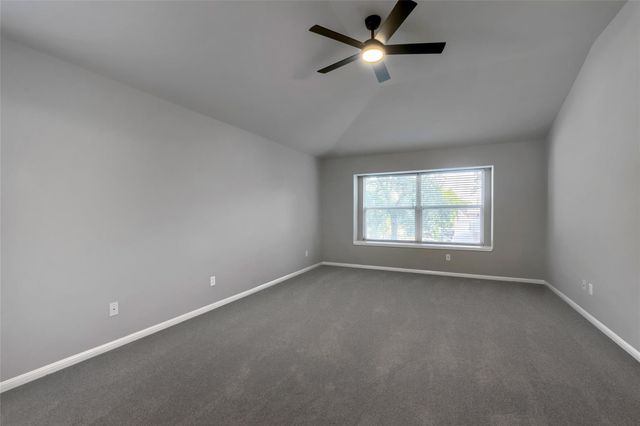 391 Middle CRK, Buda, TX 78610