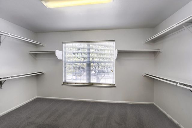 391 Middle CRK, Buda, TX 78610