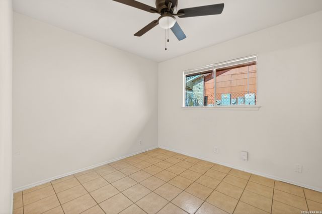 5958 Midcrown, San Antonio, TX 78218