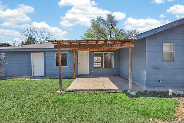 5958 Midcrown, San Antonio, TX 78218