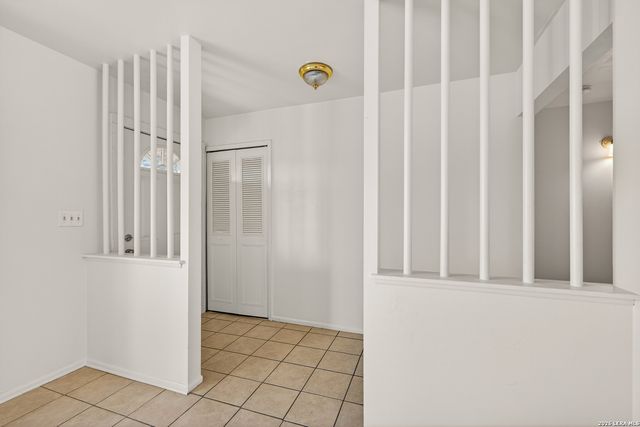 5958 Midcrown, San Antonio, TX 78218