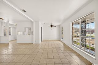 5958 Midcrown, San Antonio, TX 78218