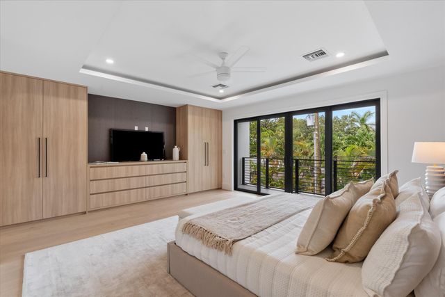 1133 NE 12th Avenue, Fort Lauderdale, FL 33304