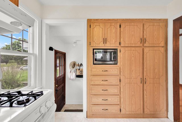 608 N Holden STREET, Port Washington, WI 53074