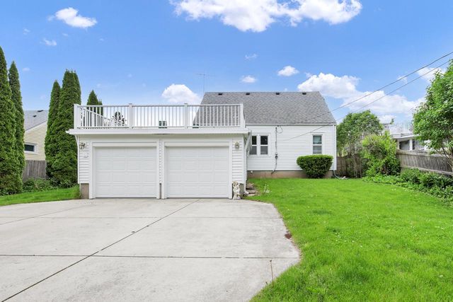 608 N Holden STREET, Port Washington, WI 53074