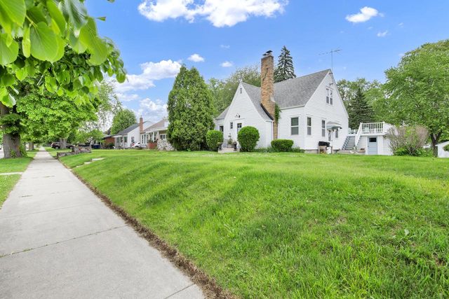 608 N Holden STREET, Port Washington, WI 53074