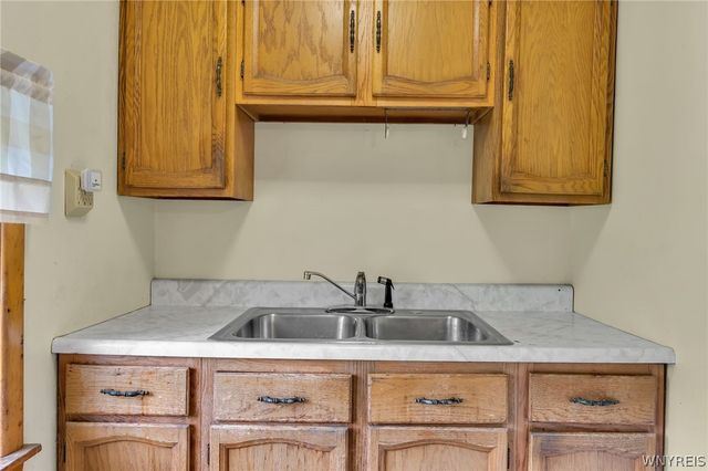 994 Ridge Road, Lewiston, NY 14092