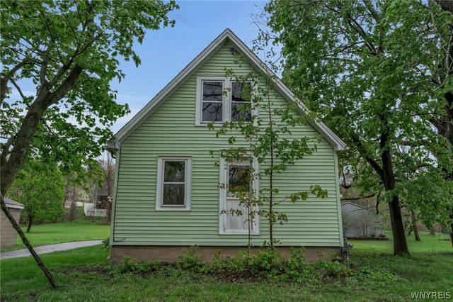 994 Ridge Road, Lewiston, NY 14092