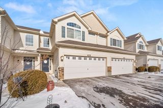 425 S Jade Lane, Round Lake, IL 60073