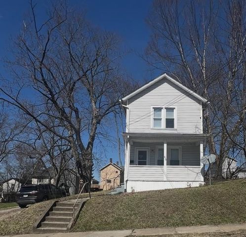 415 Meek St, Sharon, PA 16125