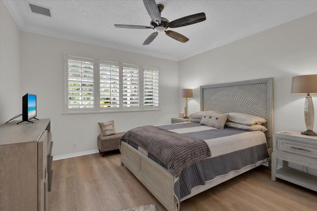 7714 SE Mammoth Drive SE, Hobe Sound, FL 33455