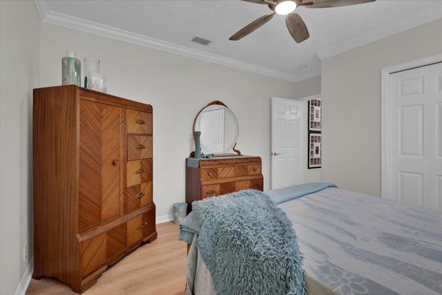 7714 SE Mammoth Drive SE, Hobe Sound, FL 33455