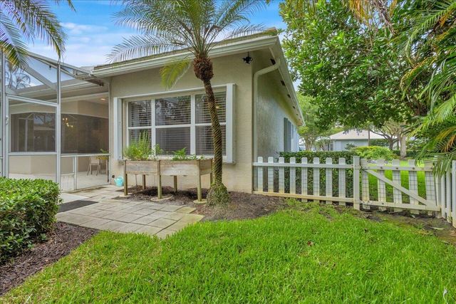 7714 SE Mammoth Drive SE, Hobe Sound, FL 33455