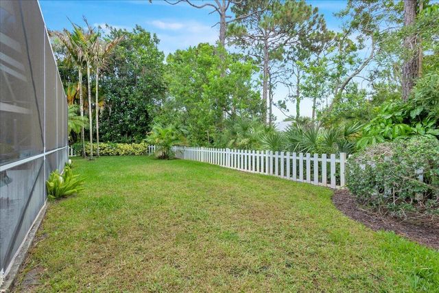 7714 SE Mammoth Drive SE, Hobe Sound, FL 33455