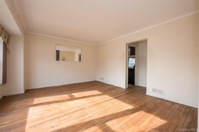 832 Stratford Drive, East Meadow, NY 11554