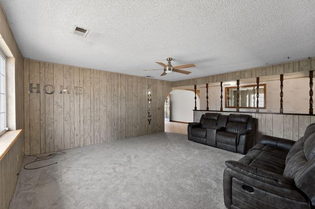 6640 34th, North Highlands, CA 95660