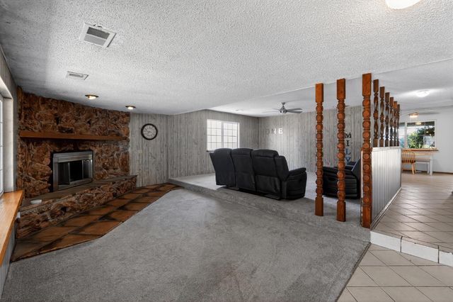 6640 34th, North Highlands, CA 95660