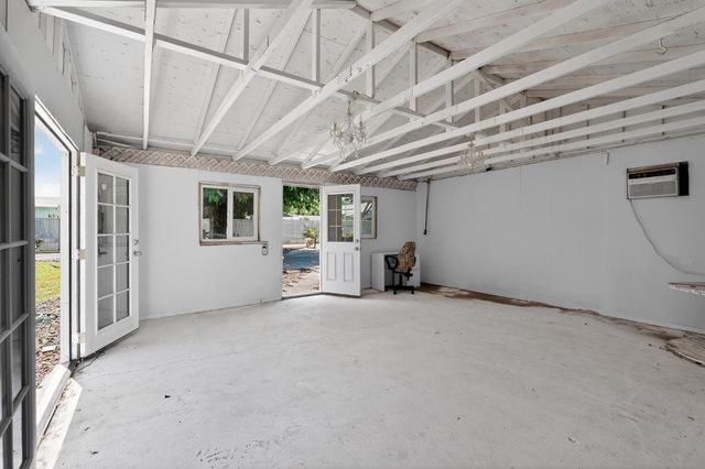 6640 34th, North Highlands, CA 95660