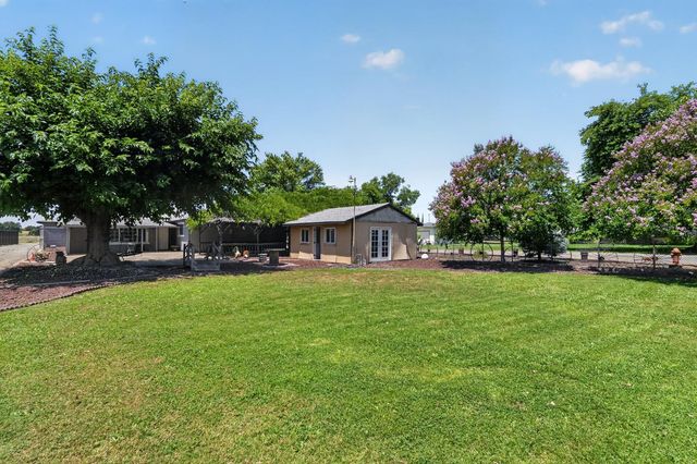 6640 34th, North Highlands, CA 95660