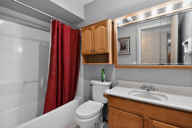 6640 34th, North Highlands, CA 95660