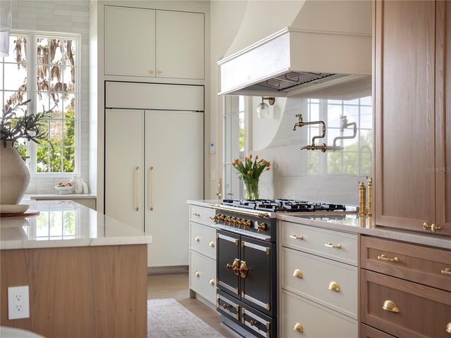 541 W CANTON AVENUE, Winter Park, FL 32789