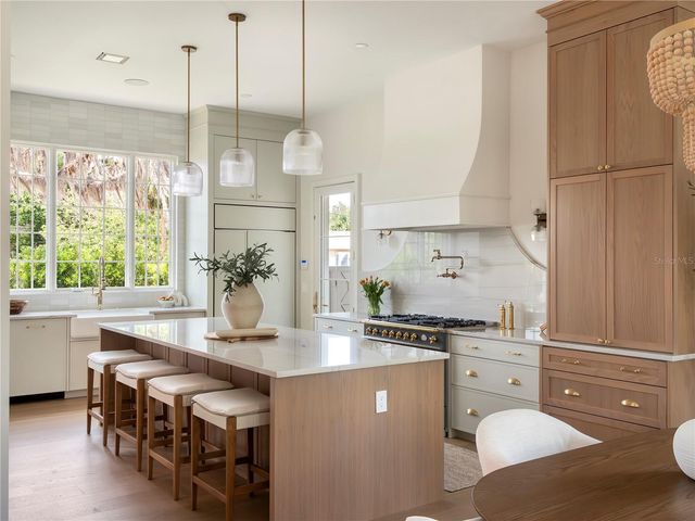 541 W CANTON AVENUE, Winter Park, FL 32789