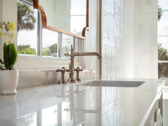 541 W CANTON AVENUE, Winter Park, FL 32789